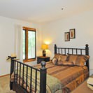http://s.cdn-care.com/img/cms/web/leadGen/brand/photos/large//HR/5061/Photos08.jpg?v=130516