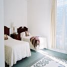 http://s.cdn-care.com/img/cms/web/leadGen/brand/photos/large/FSJLM48.jpg?v=130516